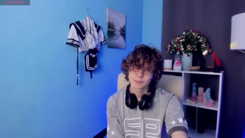 Snapshot of leo_bensyten chatting on November 19, 2025, 5:13 pm Leo online show from November 19, 2025, 5:13 pm