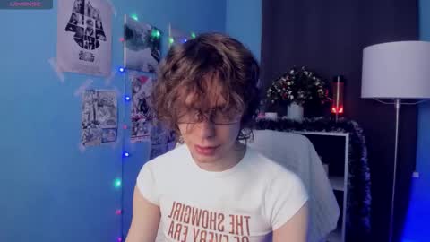 Snapshot of leo_bensyten chatting on November 21, 2025, 3:33 pm Leo online show from November 21, 2025, 3:33 pm