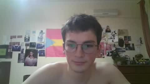 Snapshot of leo_cutie chatting on March 12, 2026, 8:37 pm leo_cutie online show from March 12, 2026, 8:37 pm