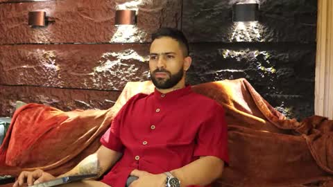 Leo  Diaz online show from October 7, 2025, 11:46 pm