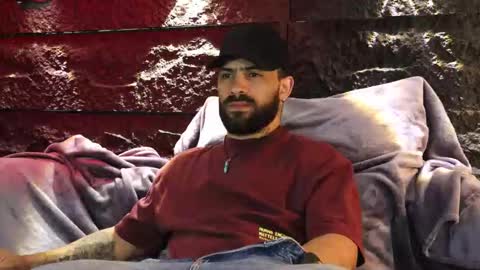 Leo  Diaz online show from October 24, 2025, 5:59 am