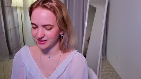  Ashly  online show from December 4, 2024, 6:50 pm