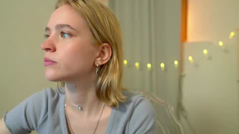  Ashly  online show from December 10, 2024, 7:00 pm