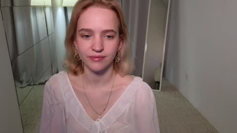  Ashly  online show from December 12, 2024, 5:37 pm