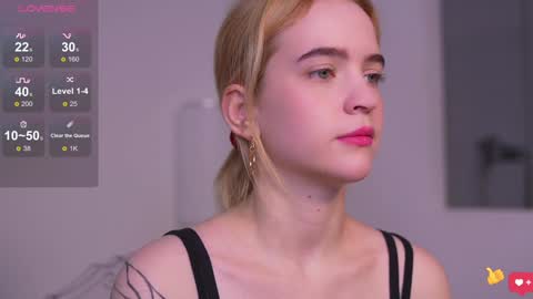  Ashly  online show from January 18, 2025, 3:05 pm