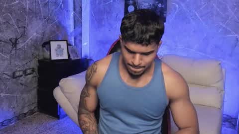 Leo independent model online show from November 21, 2025, 11:58 pm