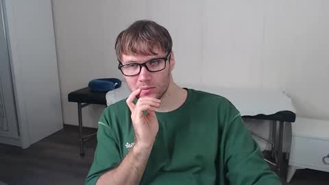 Snapshot of leoackerman chatting on October 18, 2025, 5:14 pm leoackerman online show from October 18, 2025, 5:14 pm