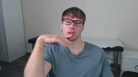 Snapshot of leoackerman chatting on October 20, 2025, 12:38 pm leoackerman online show from October 20, 2025, 12:38 pm