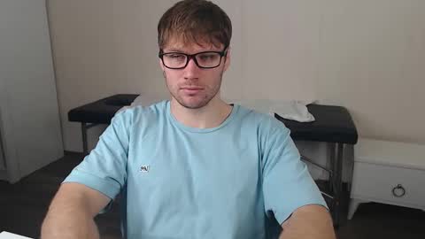 Snapshot of leoackerman chatting on October 25, 2025, 7:27 am leoackerman online show from October 25, 2025, 7:27 am