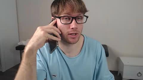 Snapshot of leoackerman chatting on October 30, 2025, 1:45 pm leoackerman online show from October 30, 2025, 1:45 pm