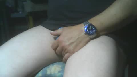 leobau552709 online show from October 13, 2025, 10:32 pm