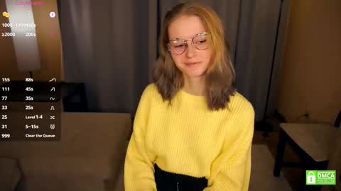 Snapshot of leolakorner chatting on December 18, 2025, 6:03 pm Hello Im Roxy Im just starting my journey here so lets get acquainted online show from December 18, 2025, 6:03 pm