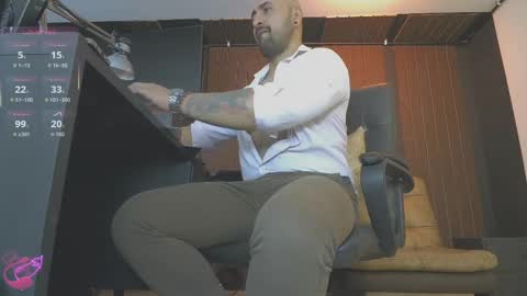 Leon online show from March 31, 2026, 4:07 pm