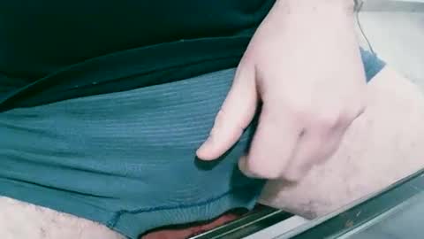 leon_pgorda online show from September 30, 2025, 4:23 pm