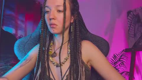 Snapshot of leona_nick chatting on January 22, 2025, 5:59 pm leona online show from January 22, 2025, 5:59 pm