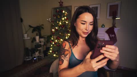 Leo online show from December 25, 2024, 7:02 pm