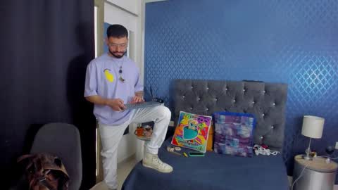 Len online show from December 31, 2024, 9:28 pm