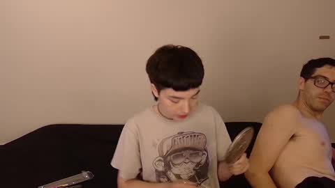 Leonel and Lulu online show from October 28, 2025, 8:22 pm