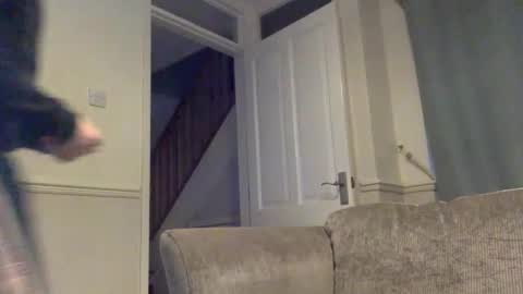 leonjmeab online show from March 7, 2026, 5:43 pm