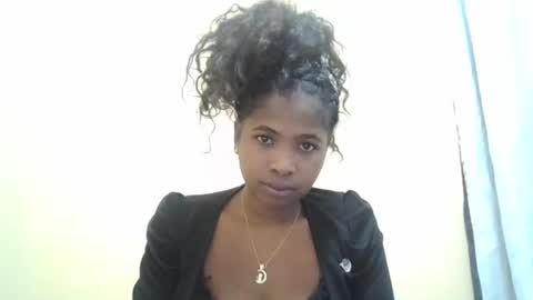 leonnetta online show from April 23, 2026, 10:03 am