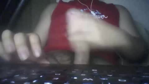 leoonel_95 online show from March 12, 2026, 3:23 am