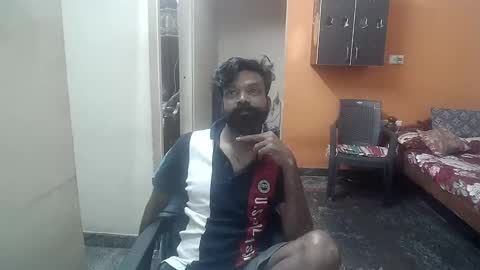 Snapshot of leosbroad chatting on December 8, 2024, 3:02 pm Leo online show from December 8, 2024, 3:02 pm