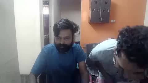 Snapshot of leosbroad chatting on January 1, 2025, 6:47 am Leo online show from January 1, 2025, 6:47 am