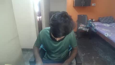 Snapshot of leosbroad chatting on January 17, 2025, 7:51 am Leo online show from January 17, 2025, 7:51 am