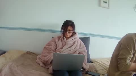 LePetitFeet1 online show from February 18, 2025, 12:28 pm