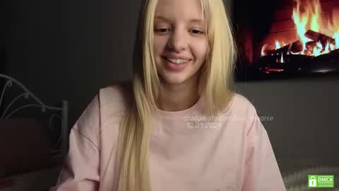 Lesi Join my fanclub before use my fanmenu online show from December 1, 2024, 8:20 pm