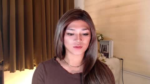 Snapshot of lesleyanderson chatting on February 6, 2025, 1:05 am Pat online show from February 6, 2025, 1:05 am