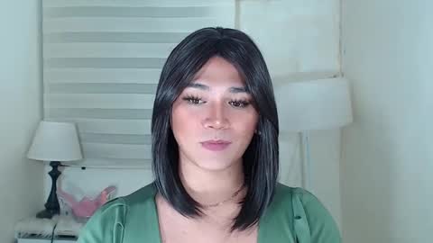 Snapshot of lesleyanderson chatting on February 19, 2025, 6:00 pm Pat online show from February 19, 2025, 6:00 pm