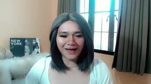 Snapshot of lesleyanderson chatting on October 15, 2025, 2:33 am Pat online show from October 15, 2025, 2:33 am