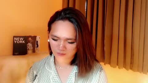 Snapshot of lesleyanderson chatting on October 25, 2025, 1:02 am Pat online show from October 25, 2025, 1:02 am