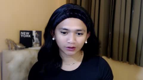 Snapshot of lesleyanderson chatting on November 11, 2025, 12:21 am Pat online show from November 11, 2025, 12:21 am