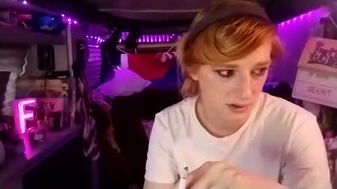 LesleyGumGrass- The Boring Trans girl online show from March 7, 2025, 8:11 pm