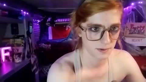 LesleyGumGrass- The Boring Trans girl online show from March 10, 2025, 12:18 am