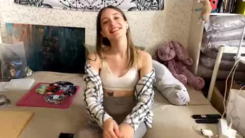 Snapshot of lesleytargett chatting on October 31, 2025, 8:04 am Sia online show from October 31, 2025, 8:04 am