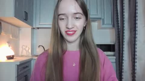  LESLIE   online show from October 4, 2025, 8:51 pm