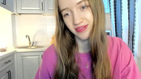  LESLIE   online show from December 20, 2025, 9:16 am