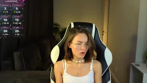 Leslie online show from July 5, 2026, 1:01 am