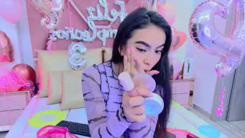 LeslieBush online show from January 11, 2026, 11:59 am