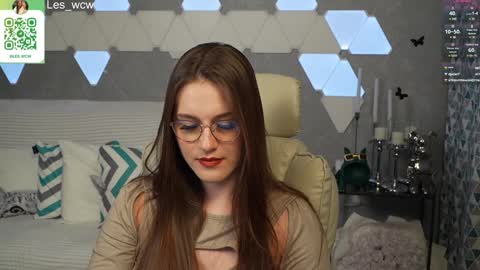 Snapshot of lesliekorfs chatting on January 26, 2025, 12:26 am LeslieKorfs online show from January 26, 2025, 12:26 am