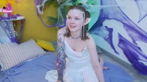 Lessy online show from October 24, 2025, 3:03 am