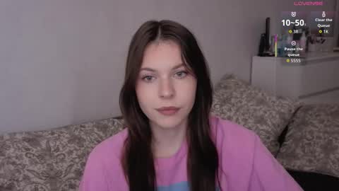 Fiona online show from October 9, 2025, 12:25 pm