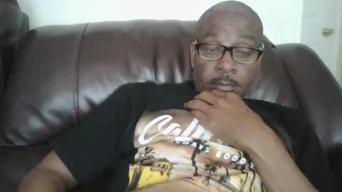 letmegetsum2 online show from May 19, 2026, 12:38 am
