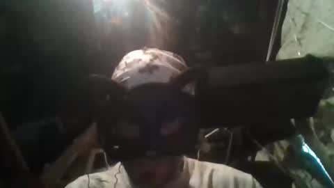 letslookateach online show from November 19, 2025, 2:06 pm