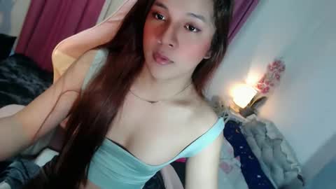 Snapshot of letsplaybaby_ chatting on March 14, 2026, 3:12 am gene online show from March 14, 2026, 3:12 am