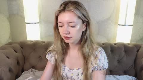 Snapshot of lettablush chatting on January 9, 2025, 12:30 pm letta online show from January 9, 2025, 12:30 pm