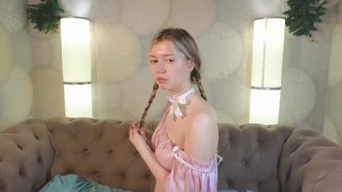 Snapshot of lettablush chatting on January 10, 2025, 3:27 pm letta online show from January 10, 2025, 3:27 pm